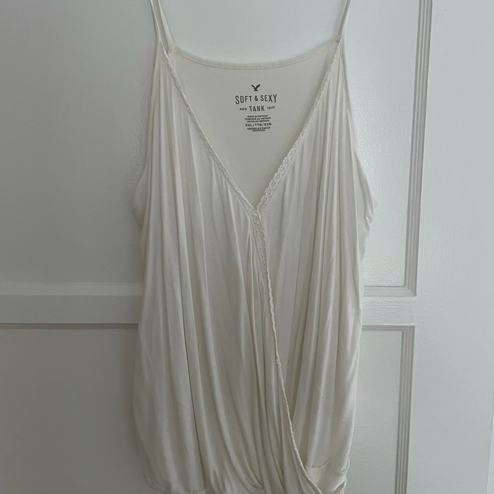 COPY - American Eagle flowy tank top